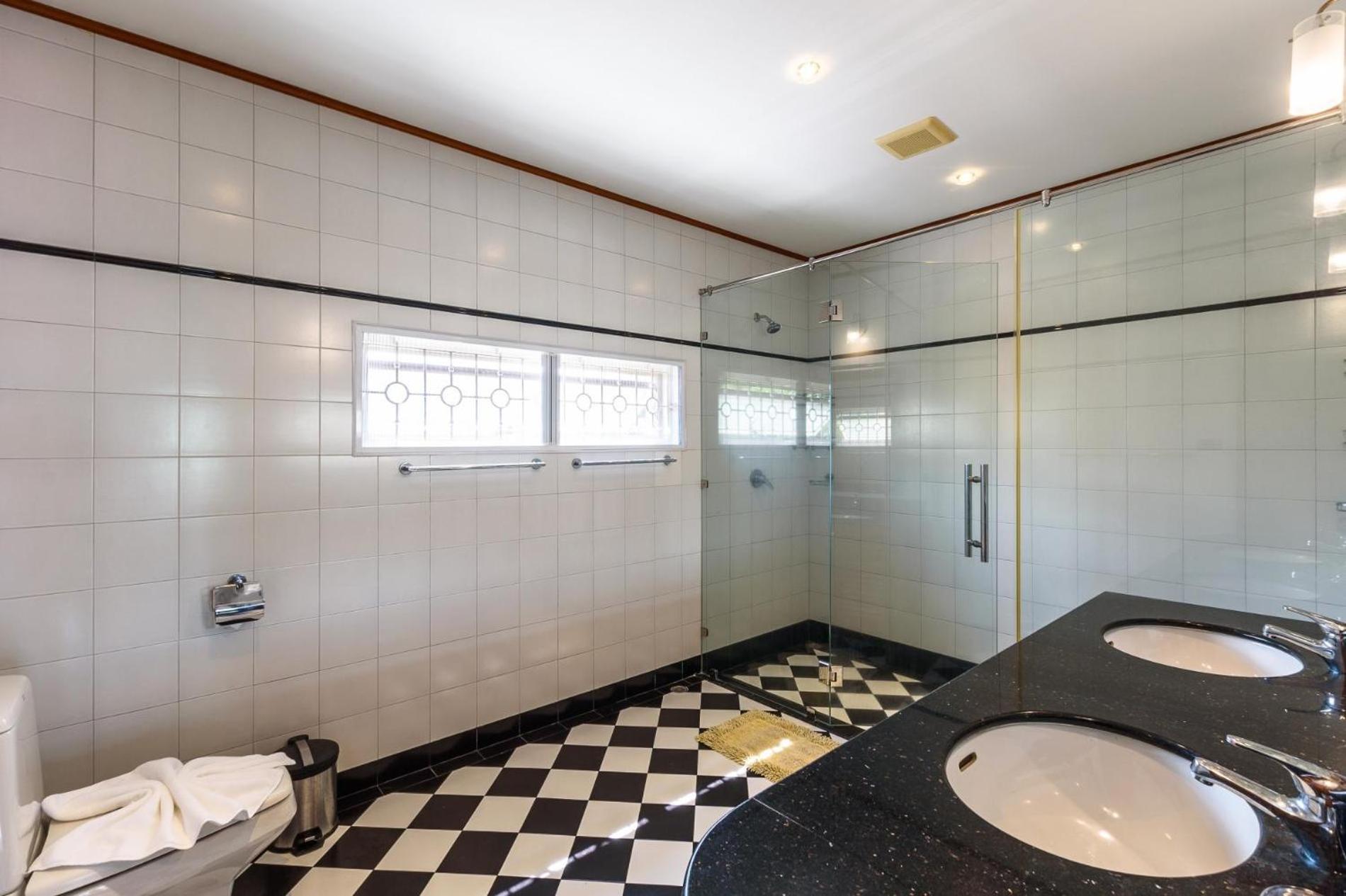 Amber Pool Villa Naiharn Rawai Εξωτερικό φωτογραφία